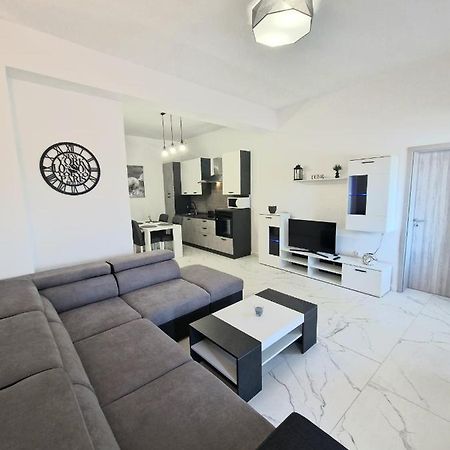 Apartman Ivan Kruševo Esterno foto